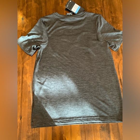 ✔️Nike Dri Fit Tee Size (M) NWT✨ - Picture 9 of 11